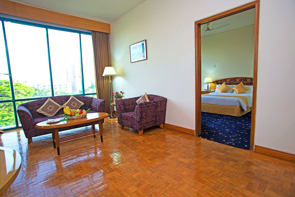 Hotel Lake Castle - Parkview Dakka Kültér fotó